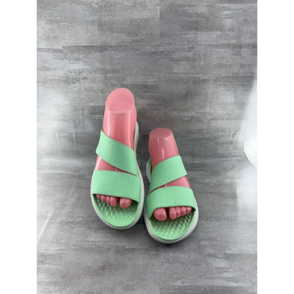 Crocs LiteRide Stretch Sandals Women Sz 6 Pistachio Green White 206081 Slip On